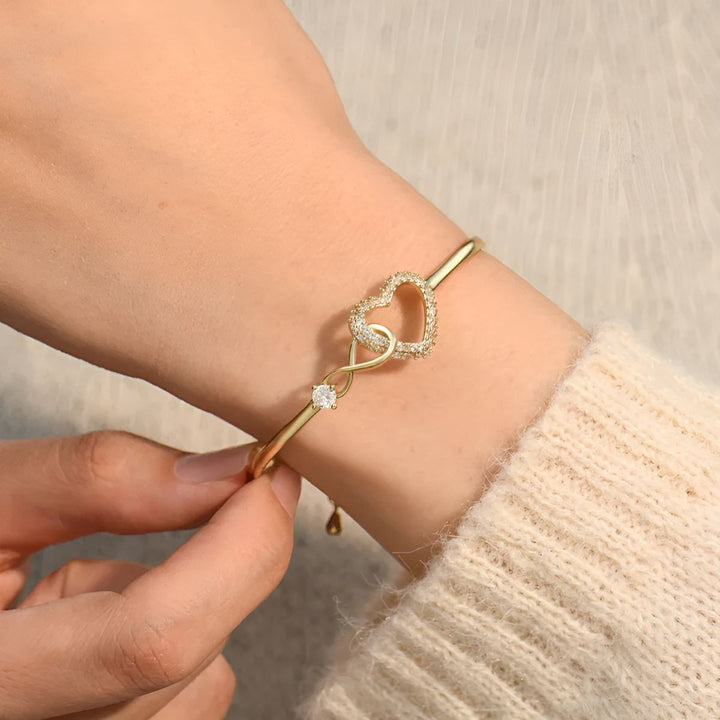 Ariana™ | Mother–Daughter Infinity Bracelet